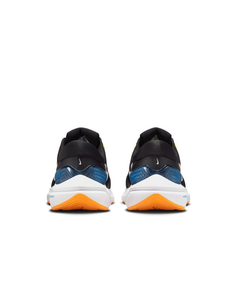 Chaussures de running Nike Vomero 16 Noir pour homme