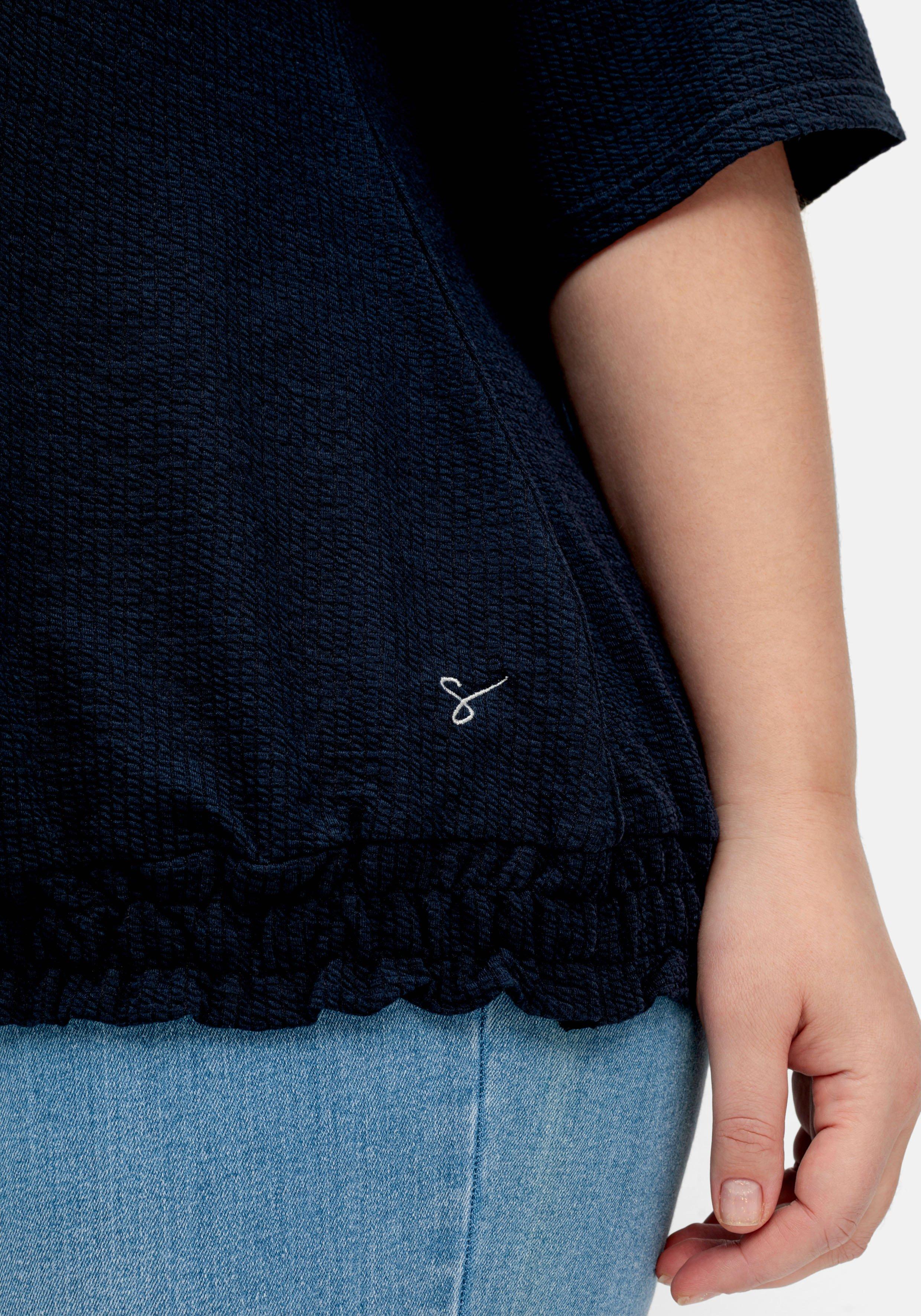 Shirt mit Ziernaht an den Ärmeln und Smokbund
