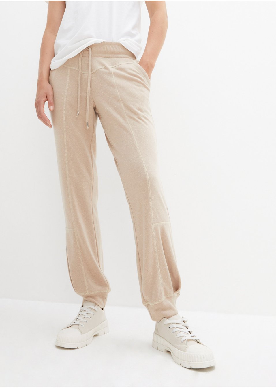 Pantalon sweat léger avec coutures d'empiècement