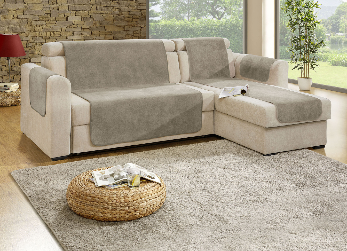 Nicht rutschende Sessel- und Sofaschoner mit Fleckschutz