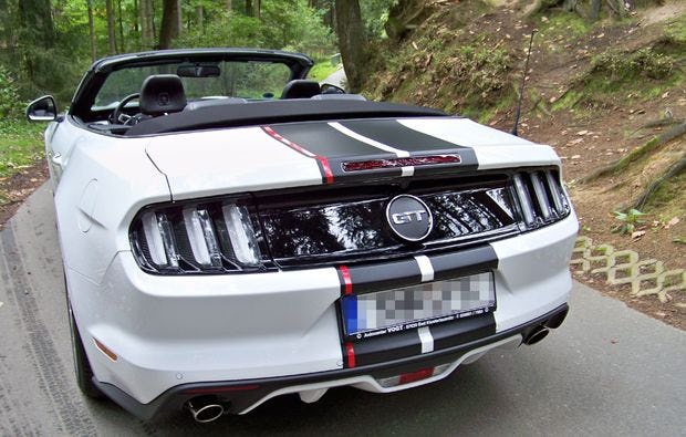 Mustang GT Cabrio fahren in Karlsruhe als Geschenk