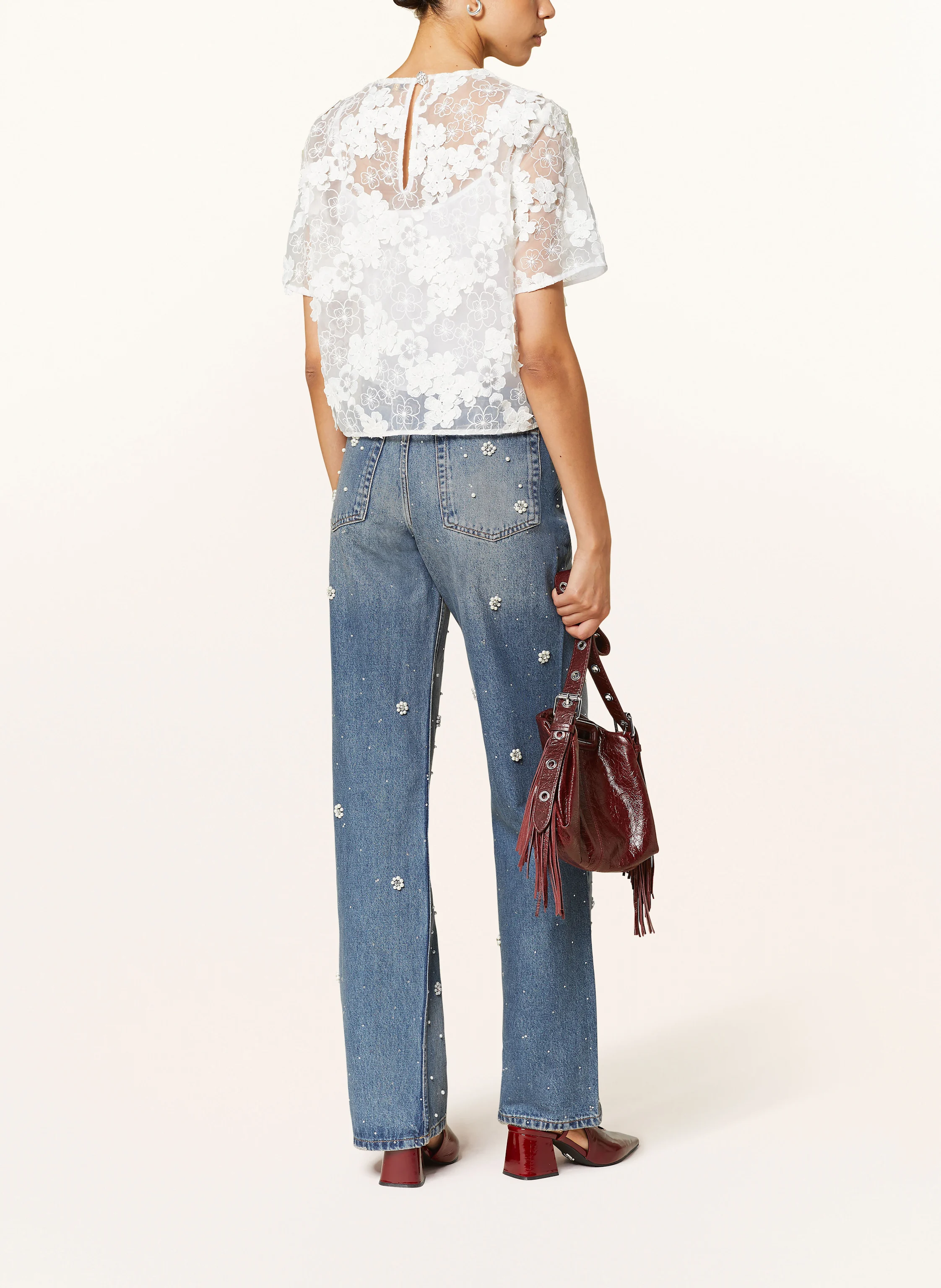 maje Jeans mit Schmucksteinen und Schmuckperlen