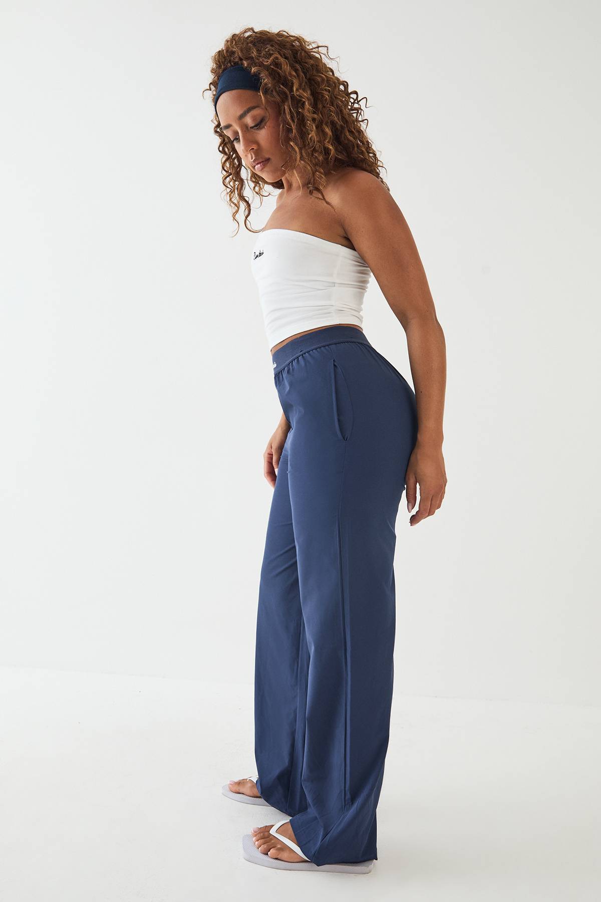 Pantalon DSGN Studio à Taille Élastique et Jambe Droite