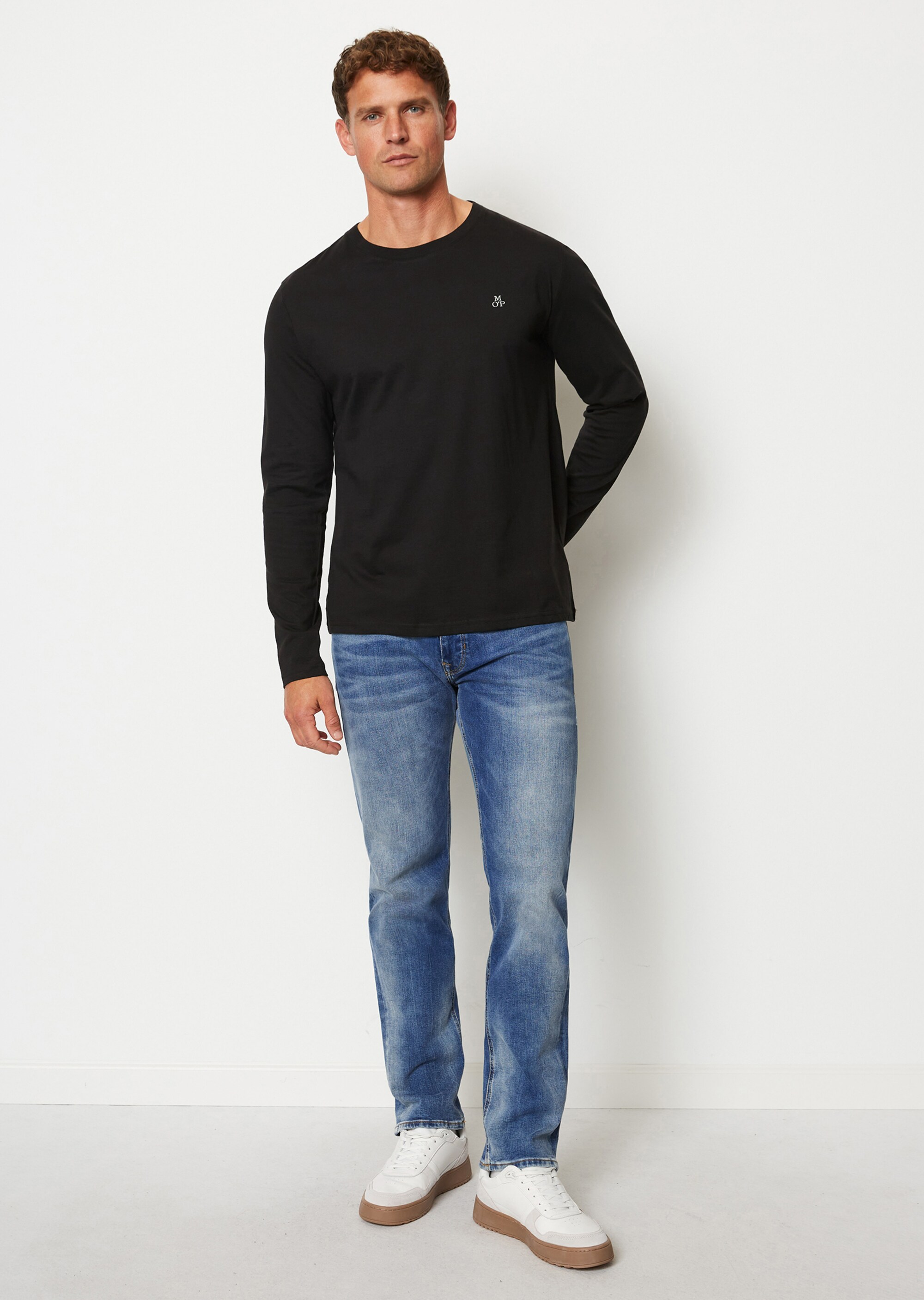 Longsleeve shaped aus reiner Bio-Baumwolle