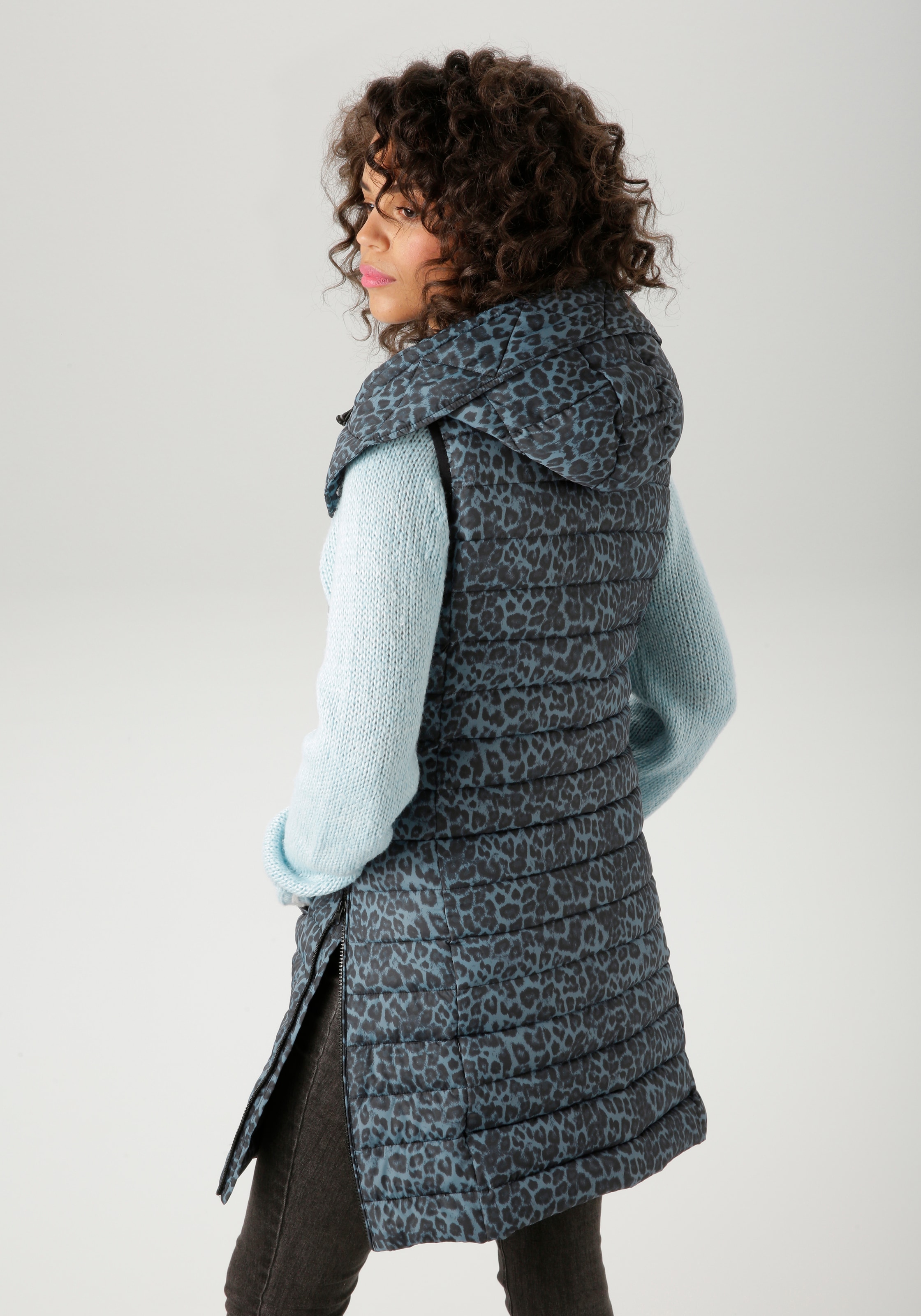 Aniston CASUAL Steppweste , im extravaganten Leo-Muster - NEUE KOLLEKTION