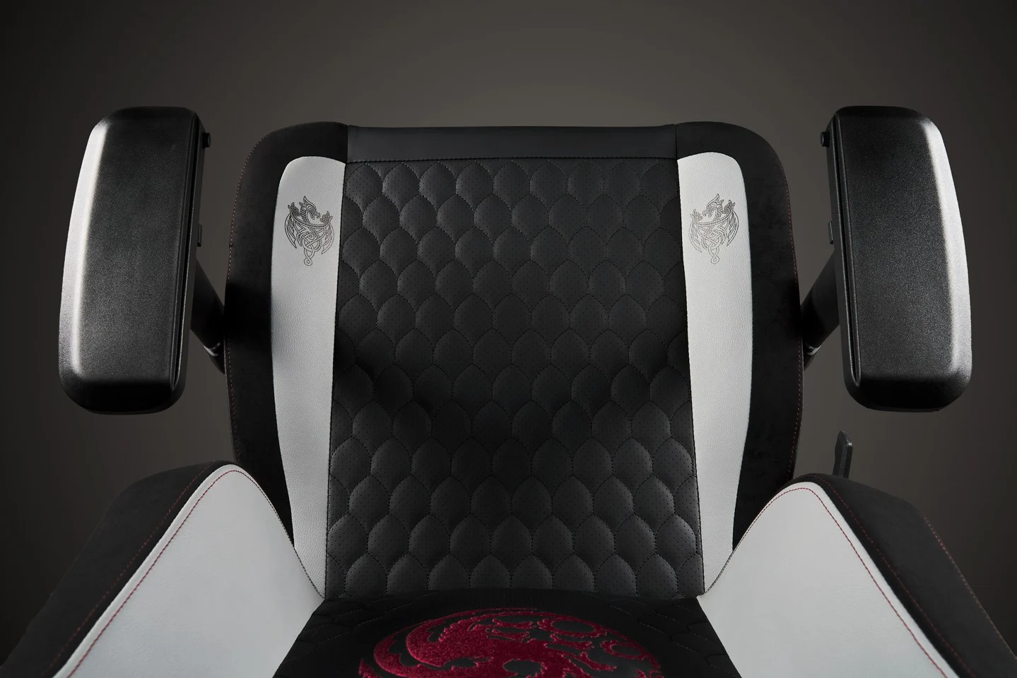 Apollon Collector / House Of The Dragon Black seat + grey/red