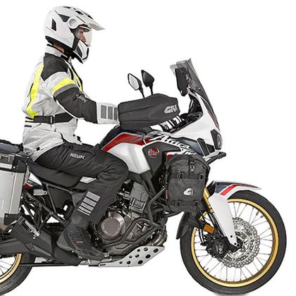 Manchon Givi UNIVERSELS TM421 POUR MOTO EQUIPEE DE PARE-MAINS Universel - Noir