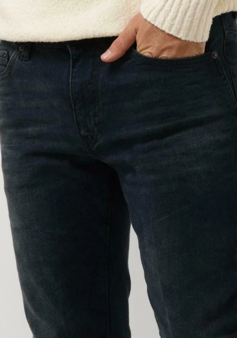 DRYKORN donkerblauwe drykorn slim fit jeans west 260084