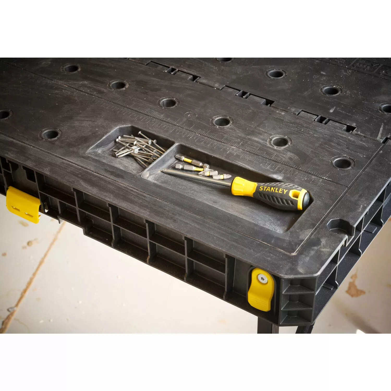 Stanley STST83492-1 Vouwbare werktafel Essential