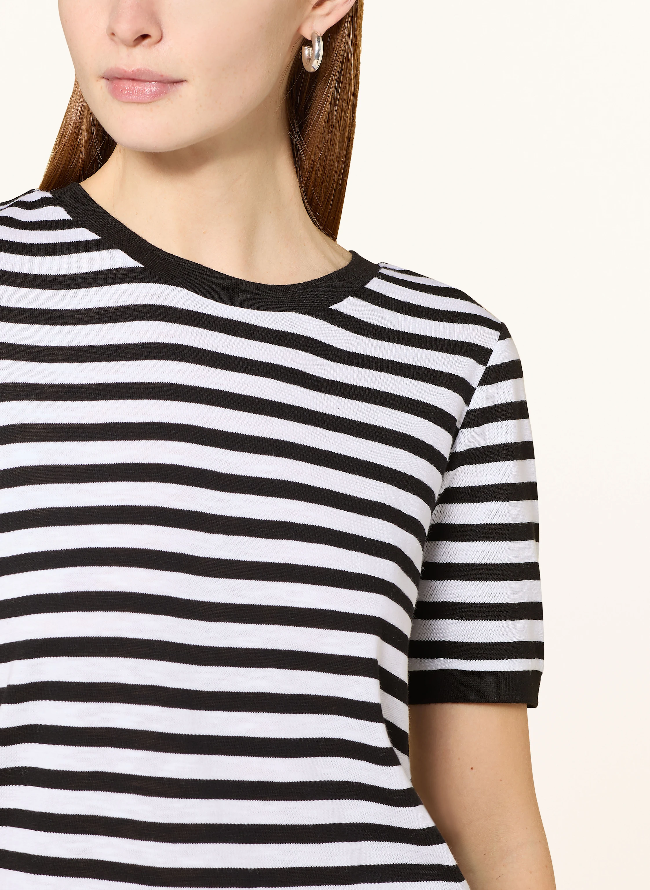 comma casual identity T-Shirt