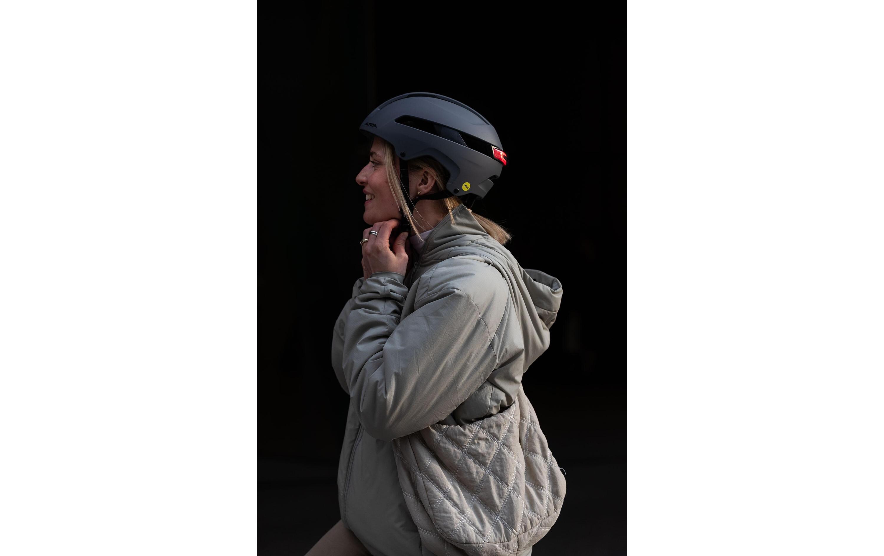 Helm BLOOM MIPS Black MatFahrradhelm