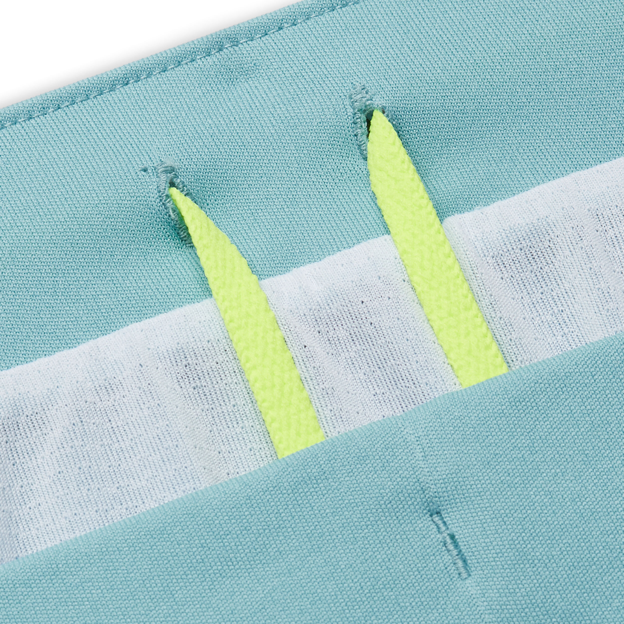 Under Armour Fly By Elite 5in Shorts Femmes - Bleu Clair , Jaunes Fluo