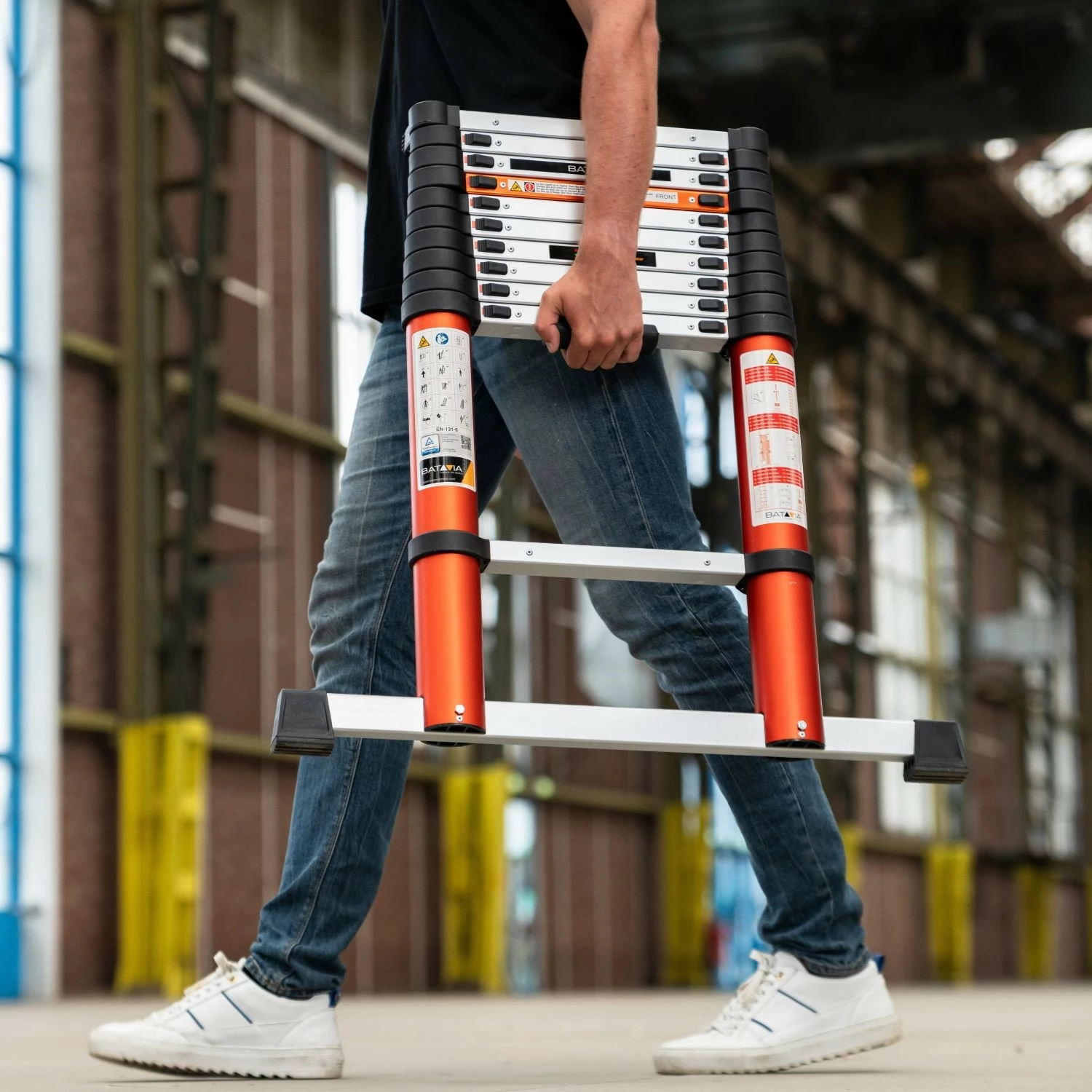 Batavia 7064829 Giraffe Air Telescopische ladder met Hoekindicator, SoftClose & AntiSlip - 4.15m - 14 sporten