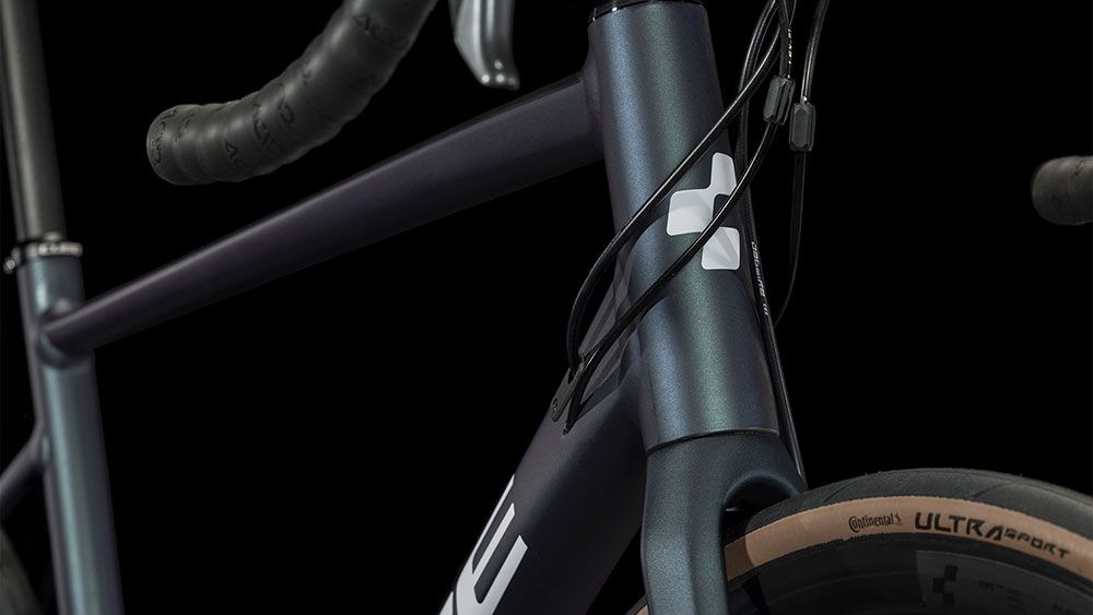 Cube Attain deepblue´n´white kaufen | Bike-Discount