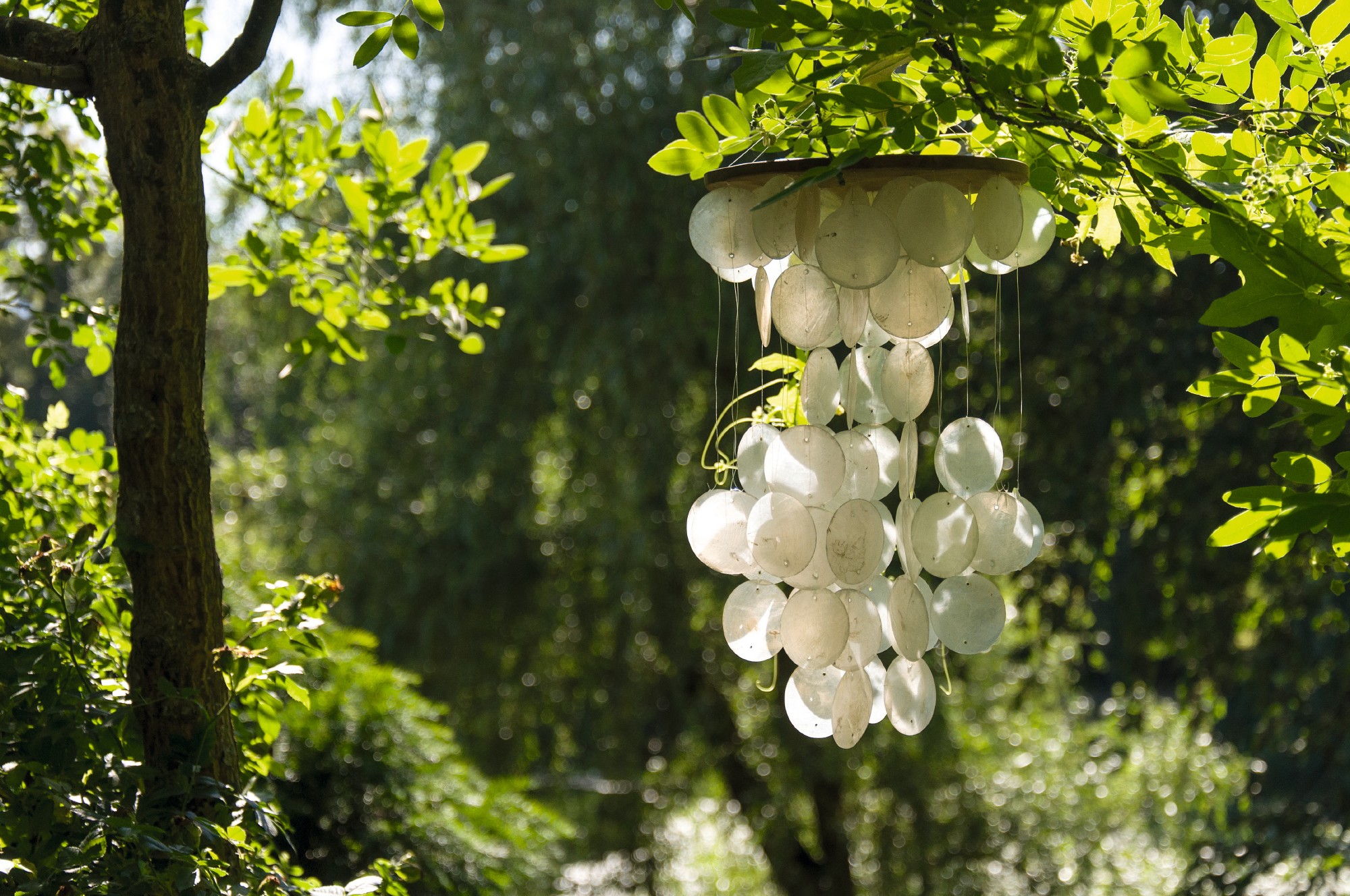 Windspiel aus Perlmutt, natur-weiß, H 40 cm, Ø 20 cm günstig bestellen