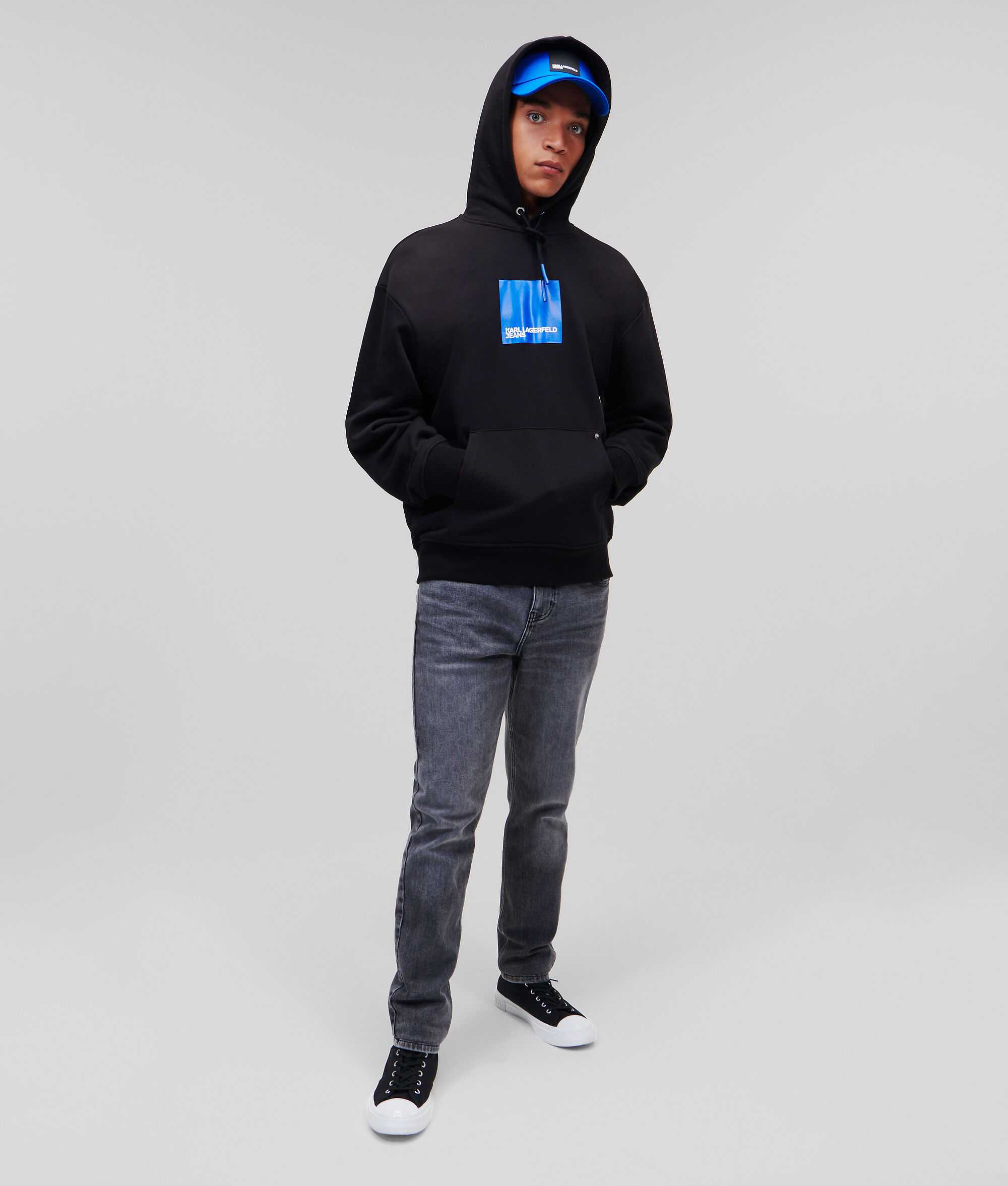 SWEAT À CAPUCHE AVEC LOGO KLJ
