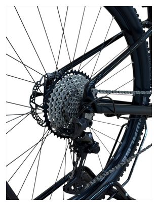 Produit reconditionné . Cube Race One XT 2022 . VTT . Cube . très bon état