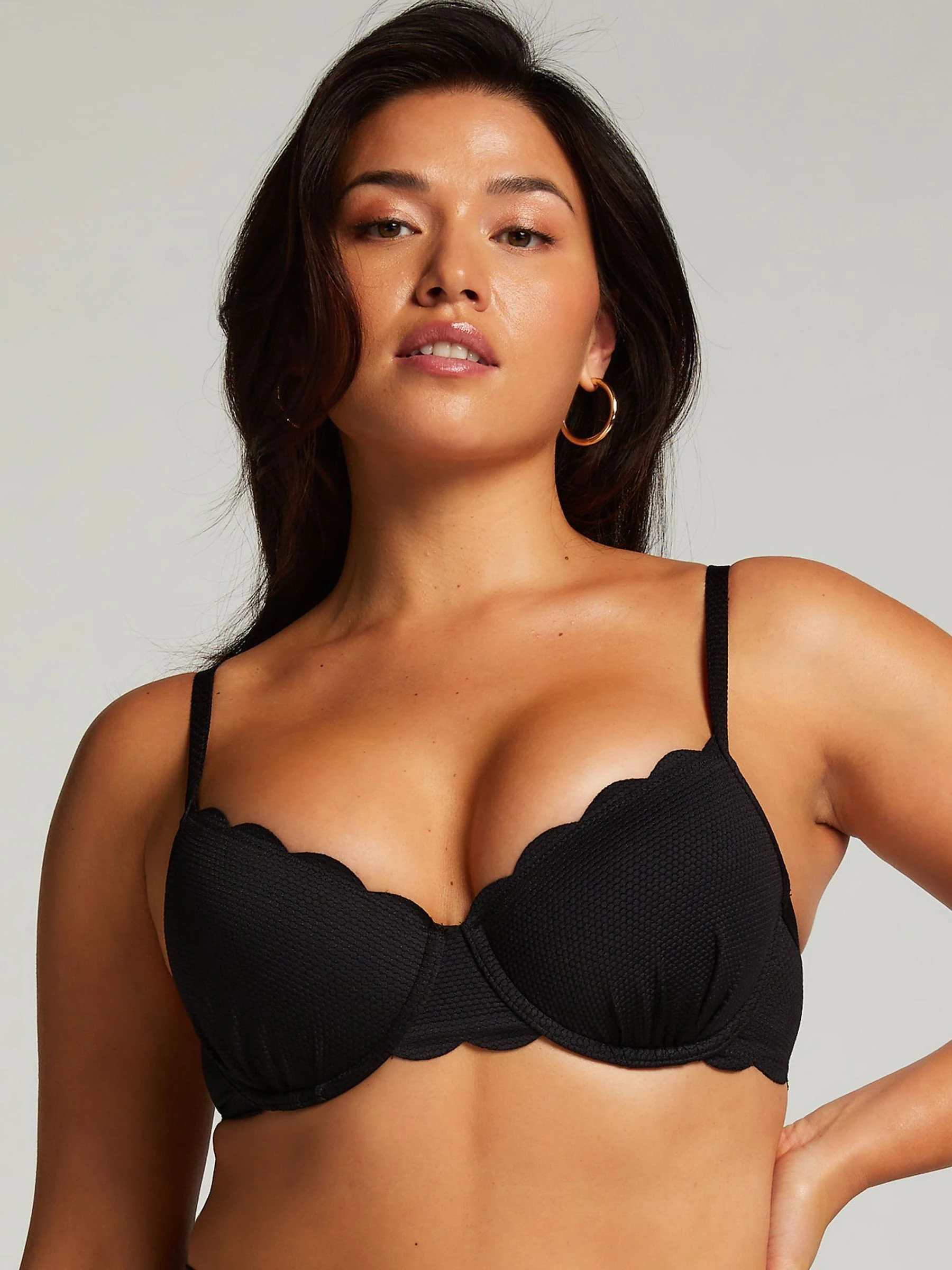 Zwart - Hunkemoller Scallop Push-up Underwired Bikini Top Cup A - E