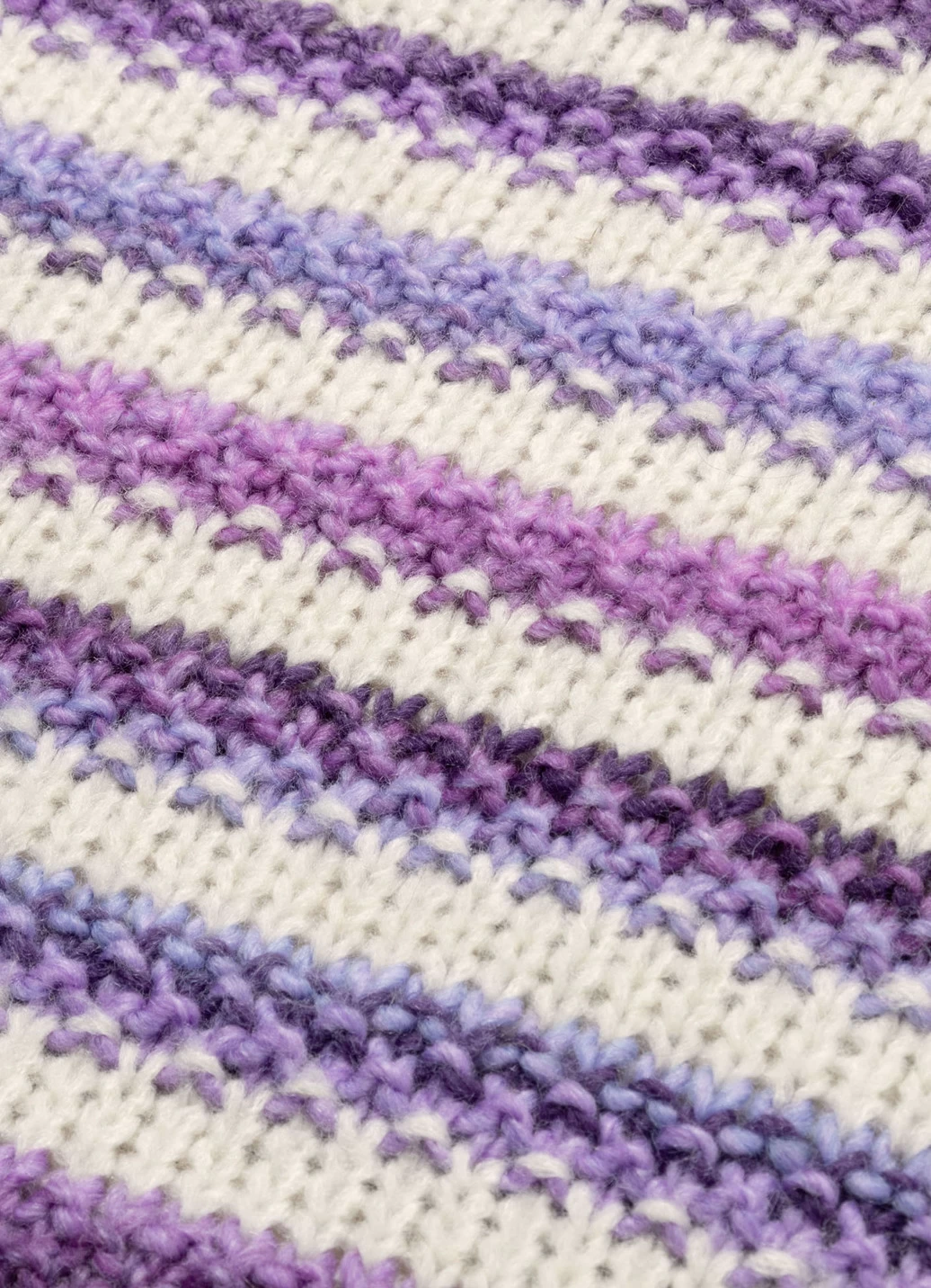 Pullover in Streifendessin