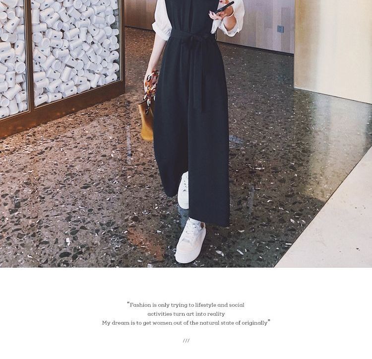 Tzarkozy - Tweekleurige jumpsuit met pofmouwkraag