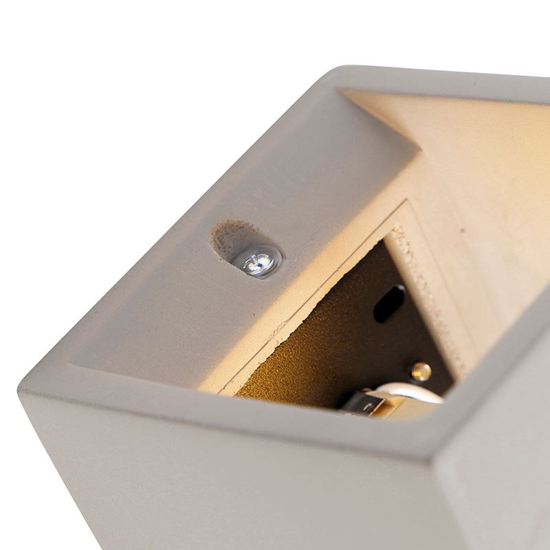 Industri�le wandlamp beton met lichteffect - Box