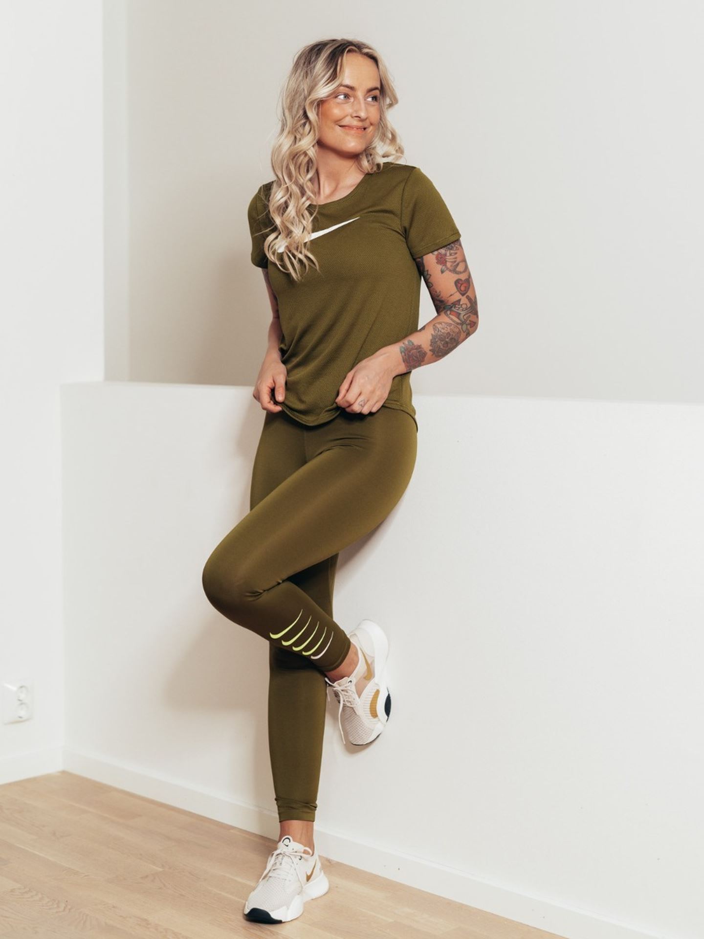 Swoosh Run Tee