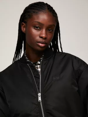 Jaqueta bomber oversized acolchoada com apliques tonais