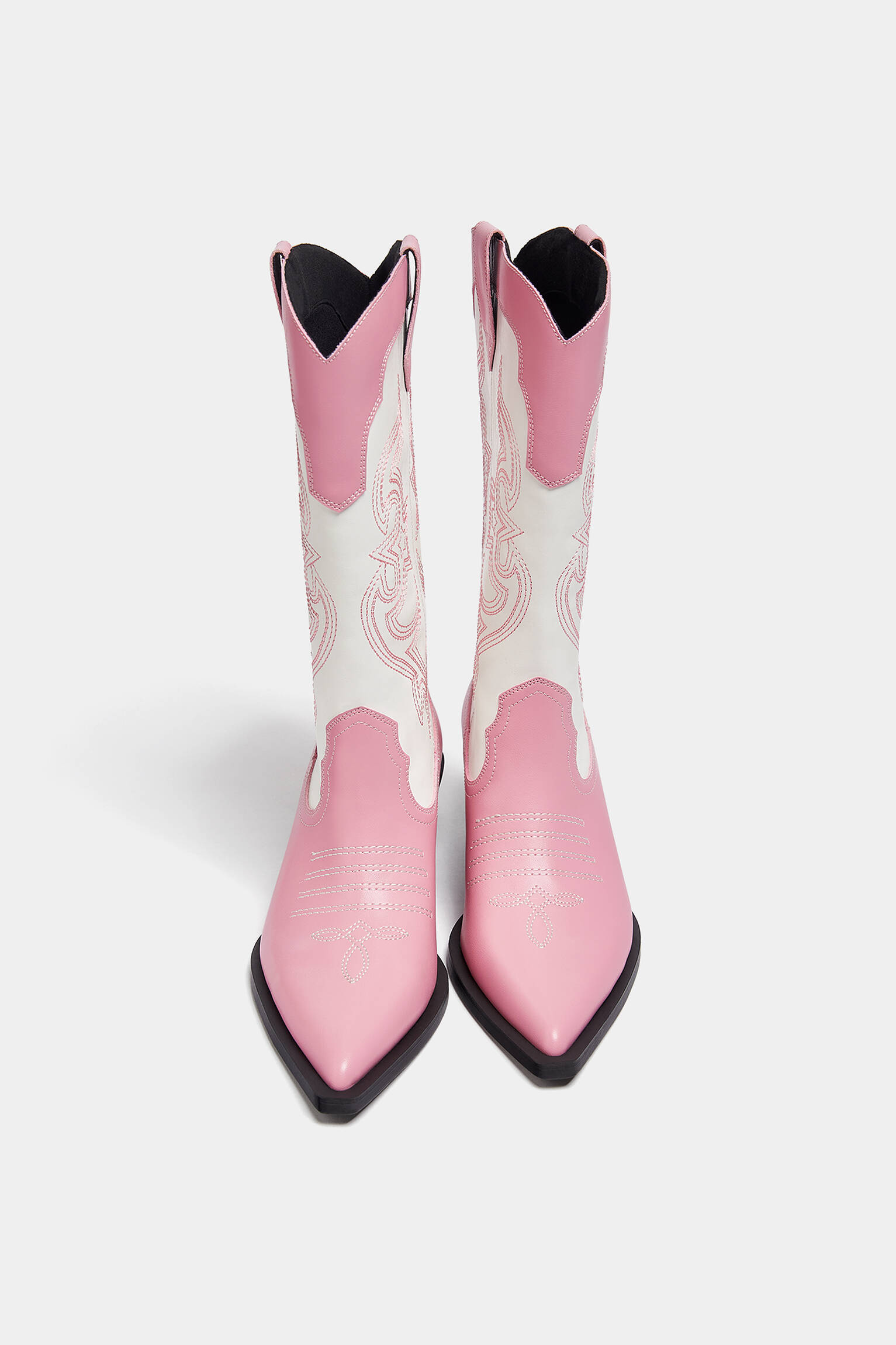 BOTA DE COWBOY FANTASIA - COMBINAÇÃO