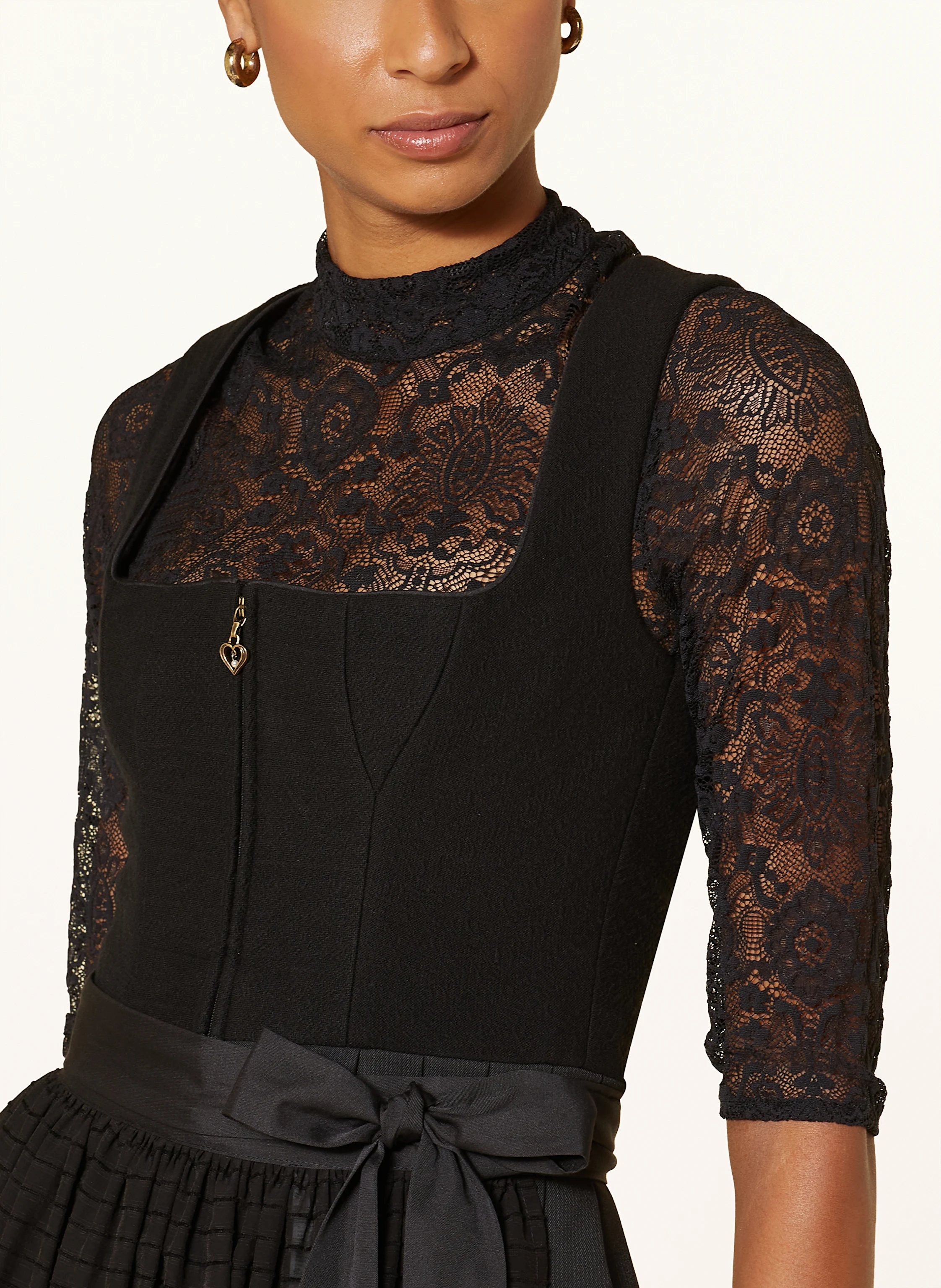 Hammerschmid Dirndlbluse BABSI aus Spitze mit 3/4-Arm