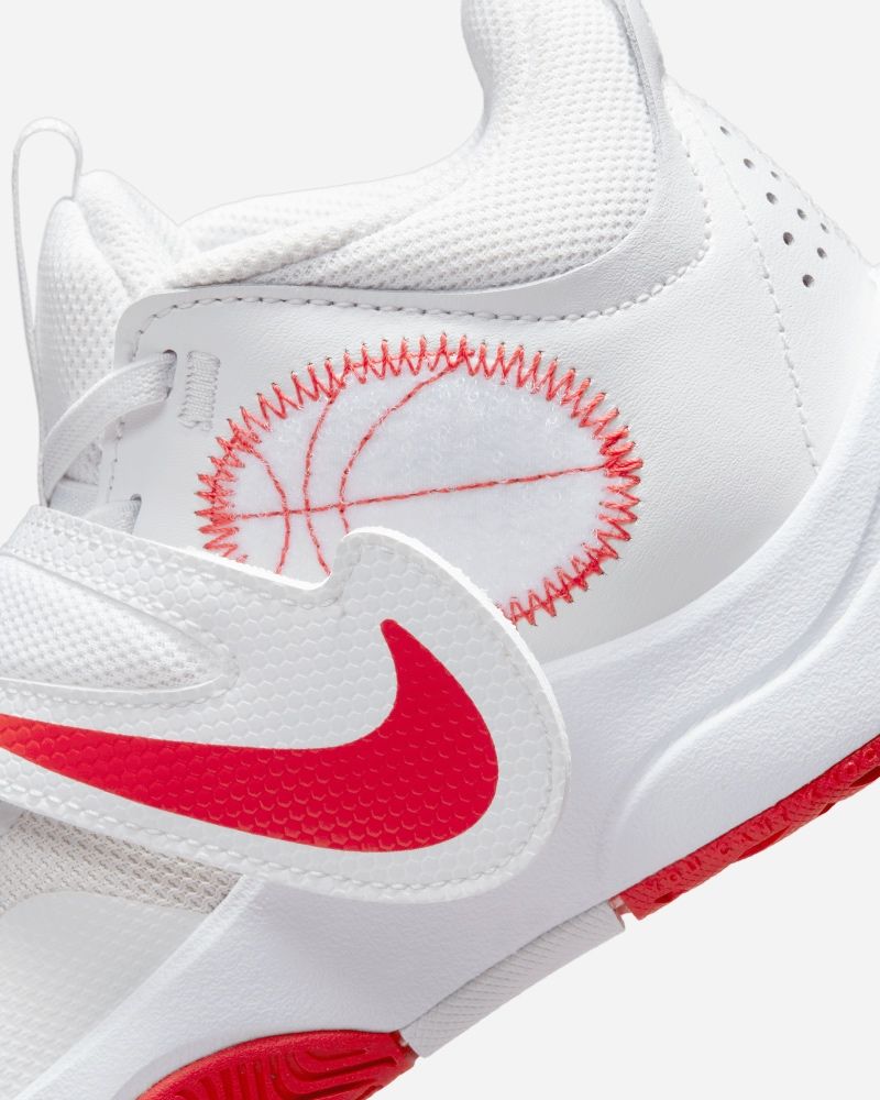 Chaussures de basket Nike Team Hustle D 11 Blanc & Rouge pour enfant