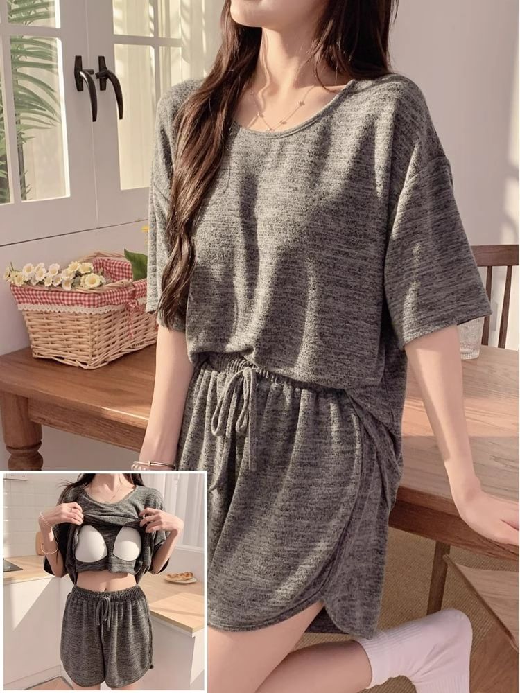 Dazzli - Pyjamaset: Effen gewatteerd T-shirt met ronde hals en elleboogmouwen + Shorts met trekkoord in de taille