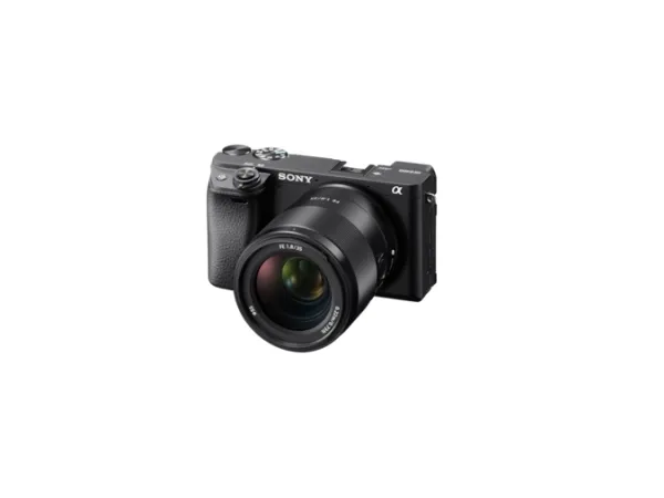 Sony SEL35F18F - Vidvinkel objektiv - 35 mm - f/1.8 FE - Sony E-mount - for Cinema Line; a VLOGCAM; a1; a1 II; a6700; a7 IV; a7C; a7C II; a7CR; a7R V; a7s III; a9 III