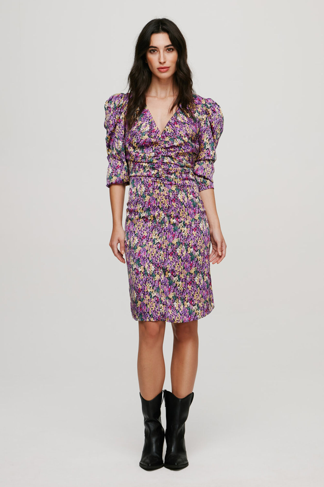 Vestido com estampa floral - Preto