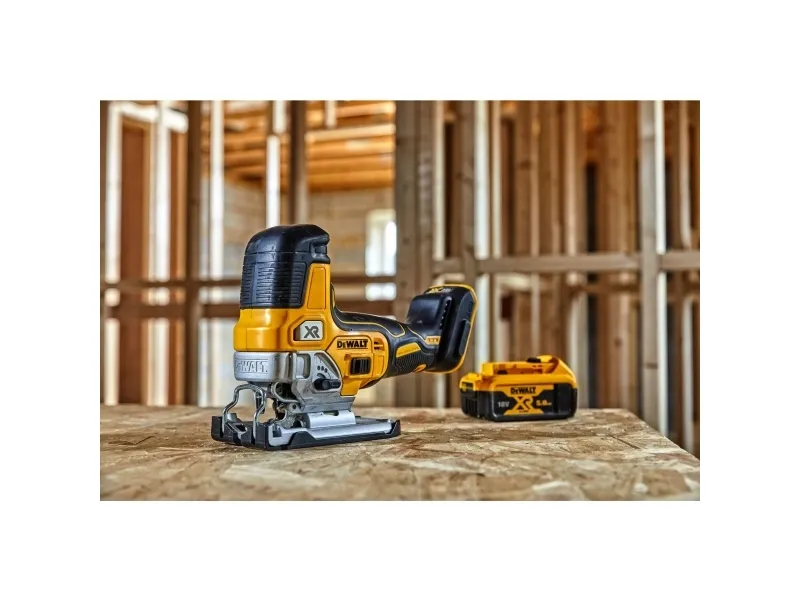[OUTLET] - DeWALT DCS335 - Stiksav - ledningfri - 18 V - SOLO