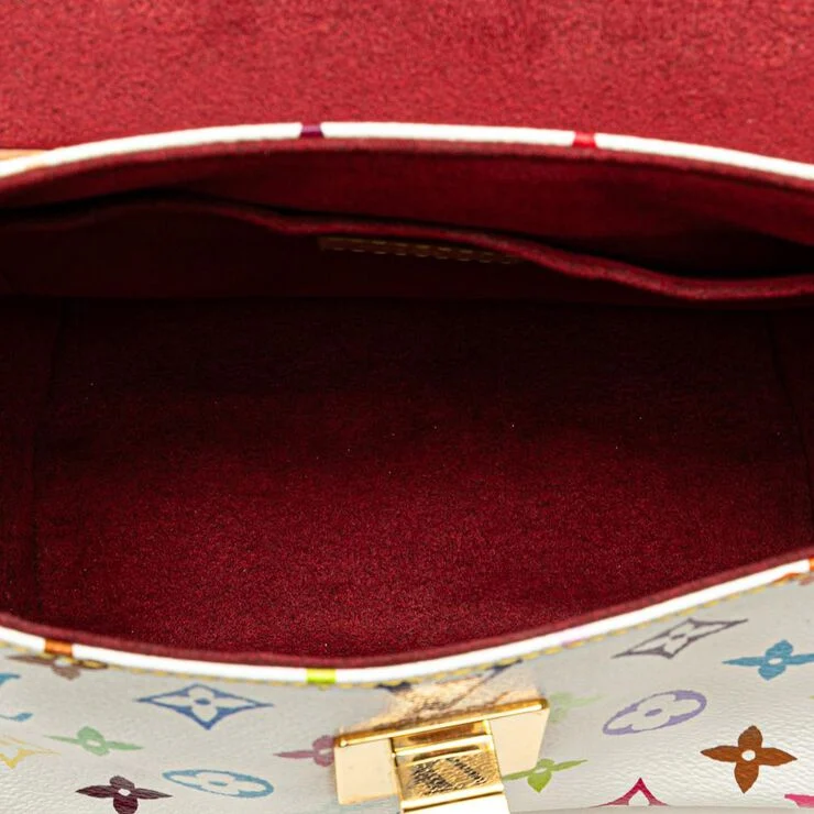 Louis Vuitton Vintage Louis Vuitton Shoulder Bags White