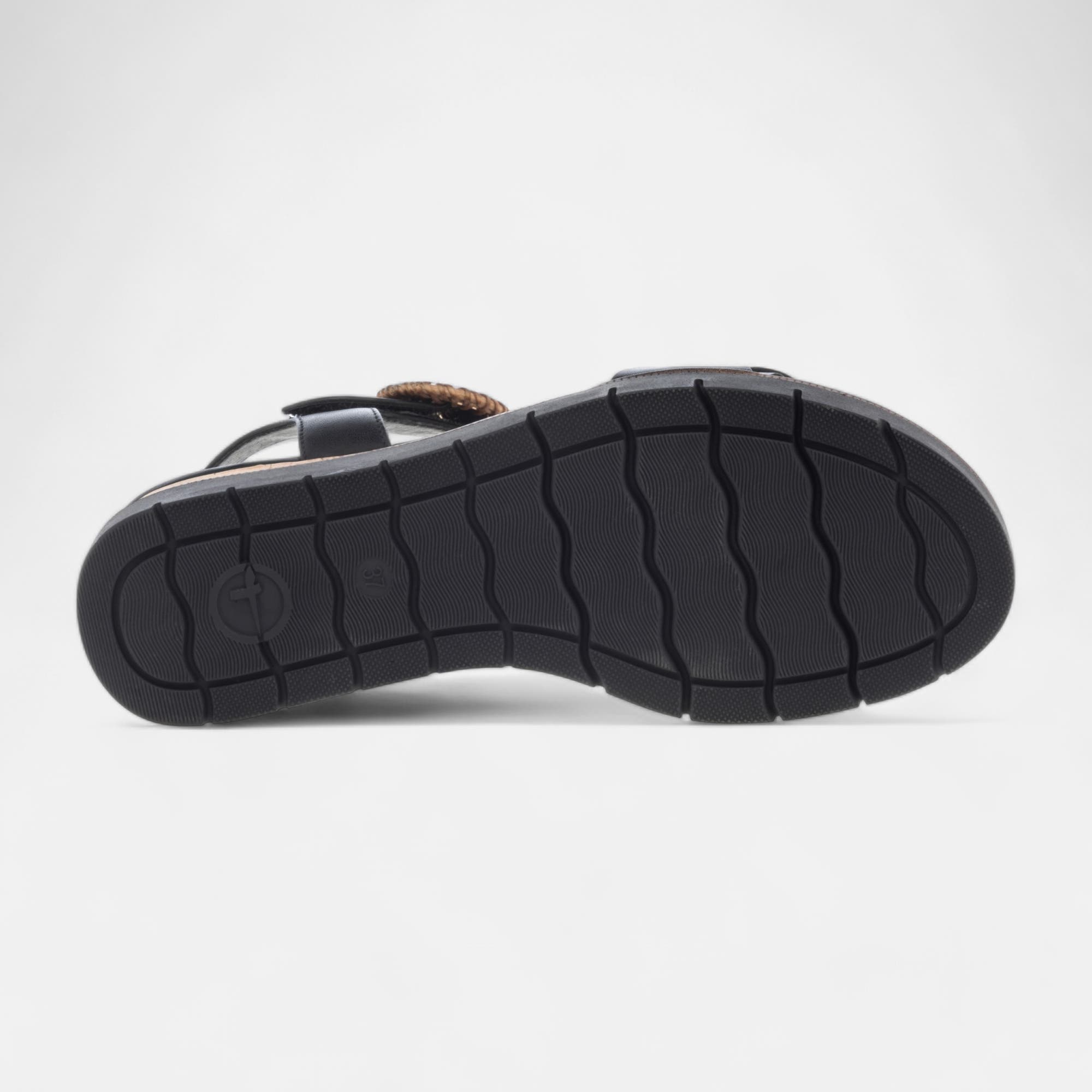 Sandales à talon compensé Femme en cuir noir