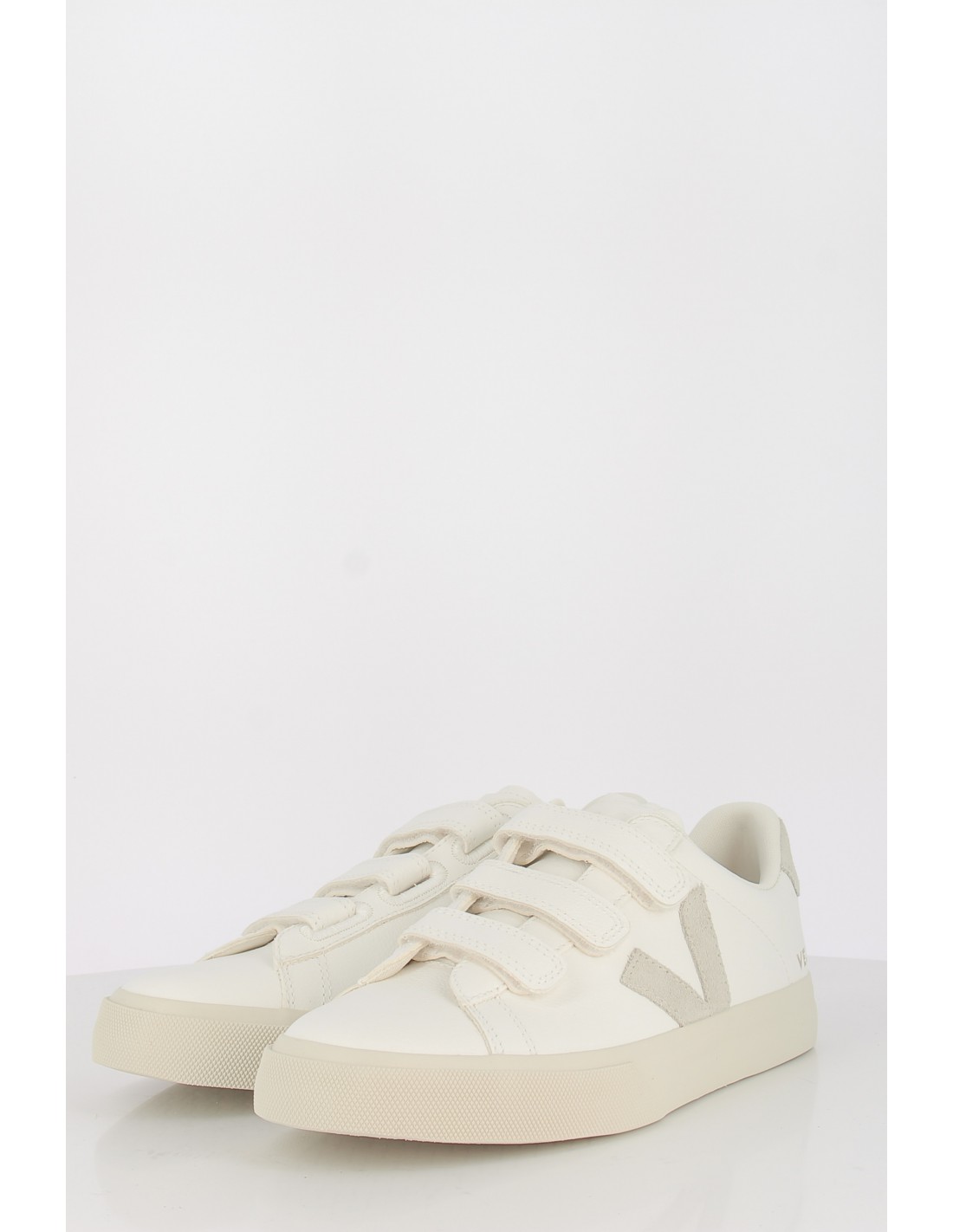 veja Baskets de ville mixte recife logo blanc
