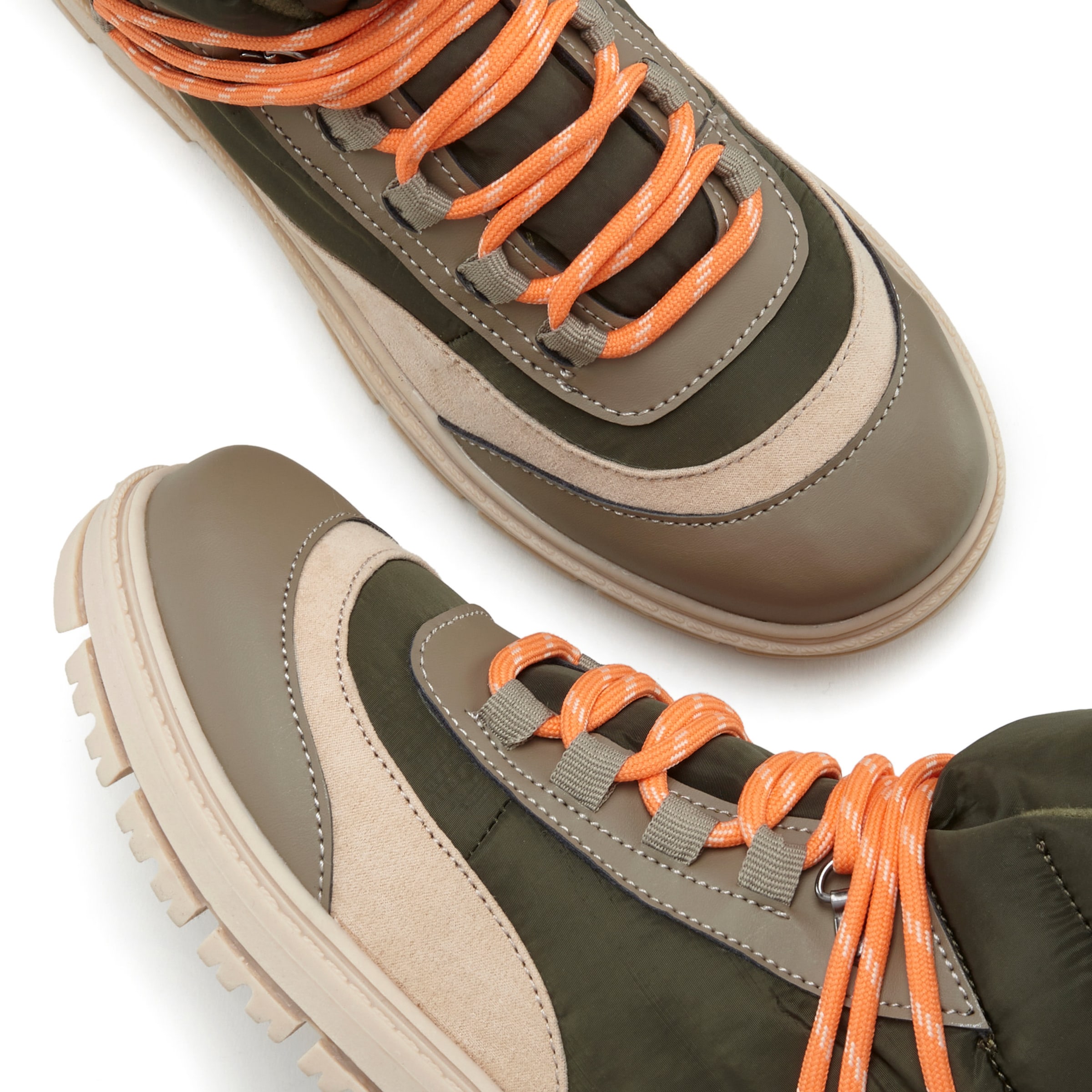 LASCANA Schnürboots in oliv