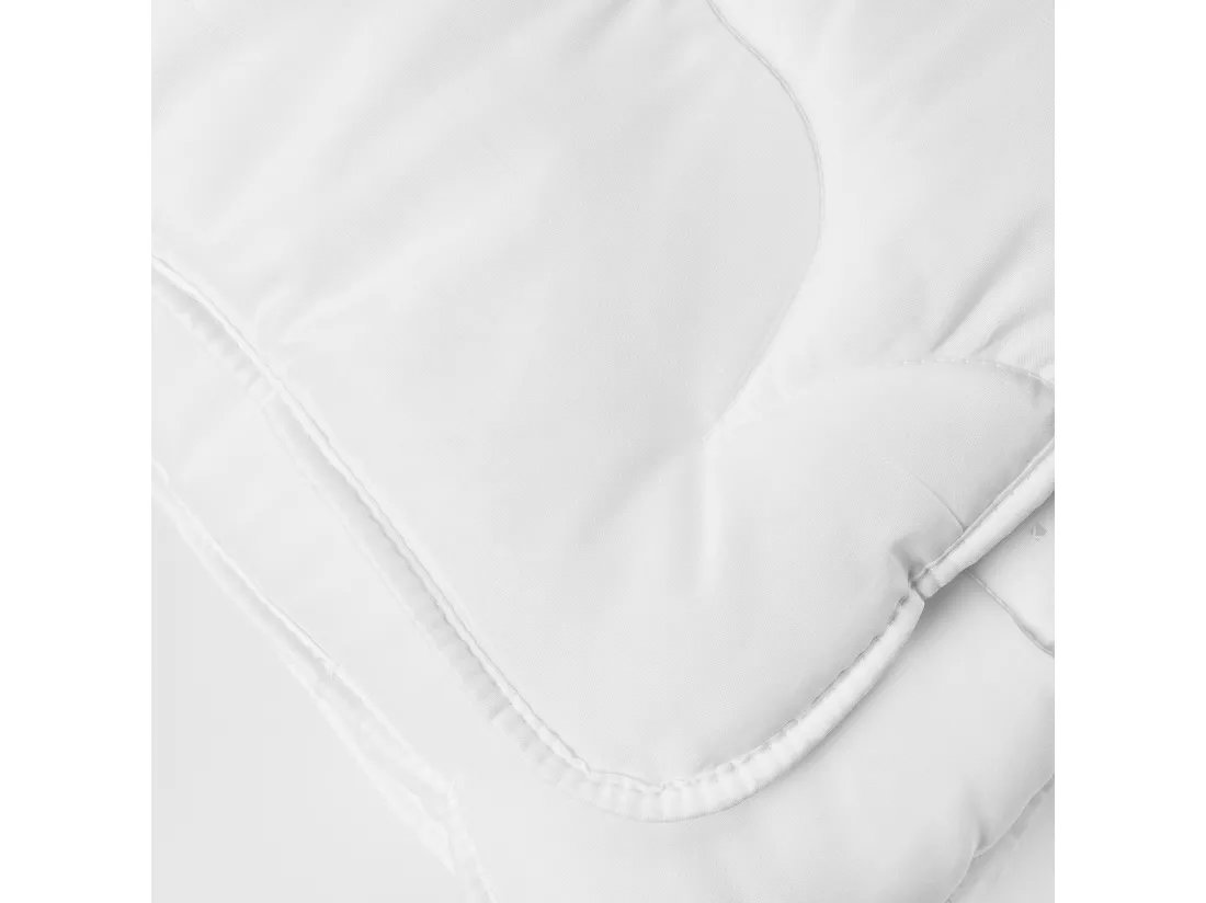 Couette tempérée 260x240 cm OLYMPE garnissage microfibre polyester 300 g/m2