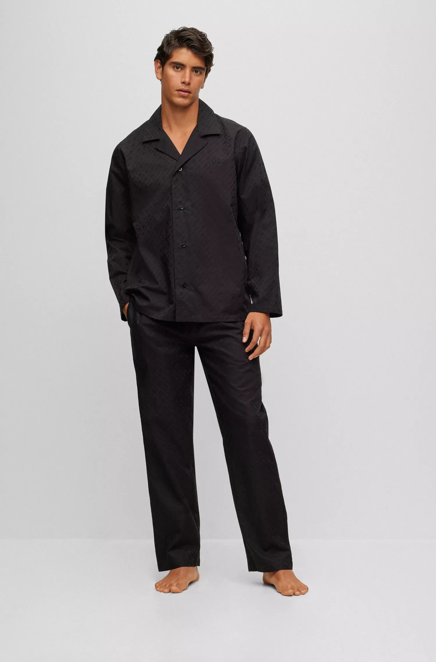 Pijama BOSS preto de corte regular em algodão com jacquard de monograma.