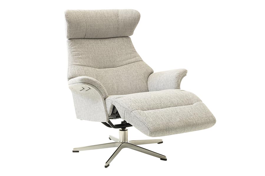 Air lenestol Stol med integrert fothviler. Tekstil Cortina 75 silver. Helkledde sider. Fot i aluminium med svingretur.