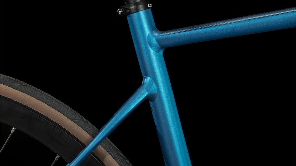 Cube Attain Race blue´n´spectral kaufen | Bike-Discount