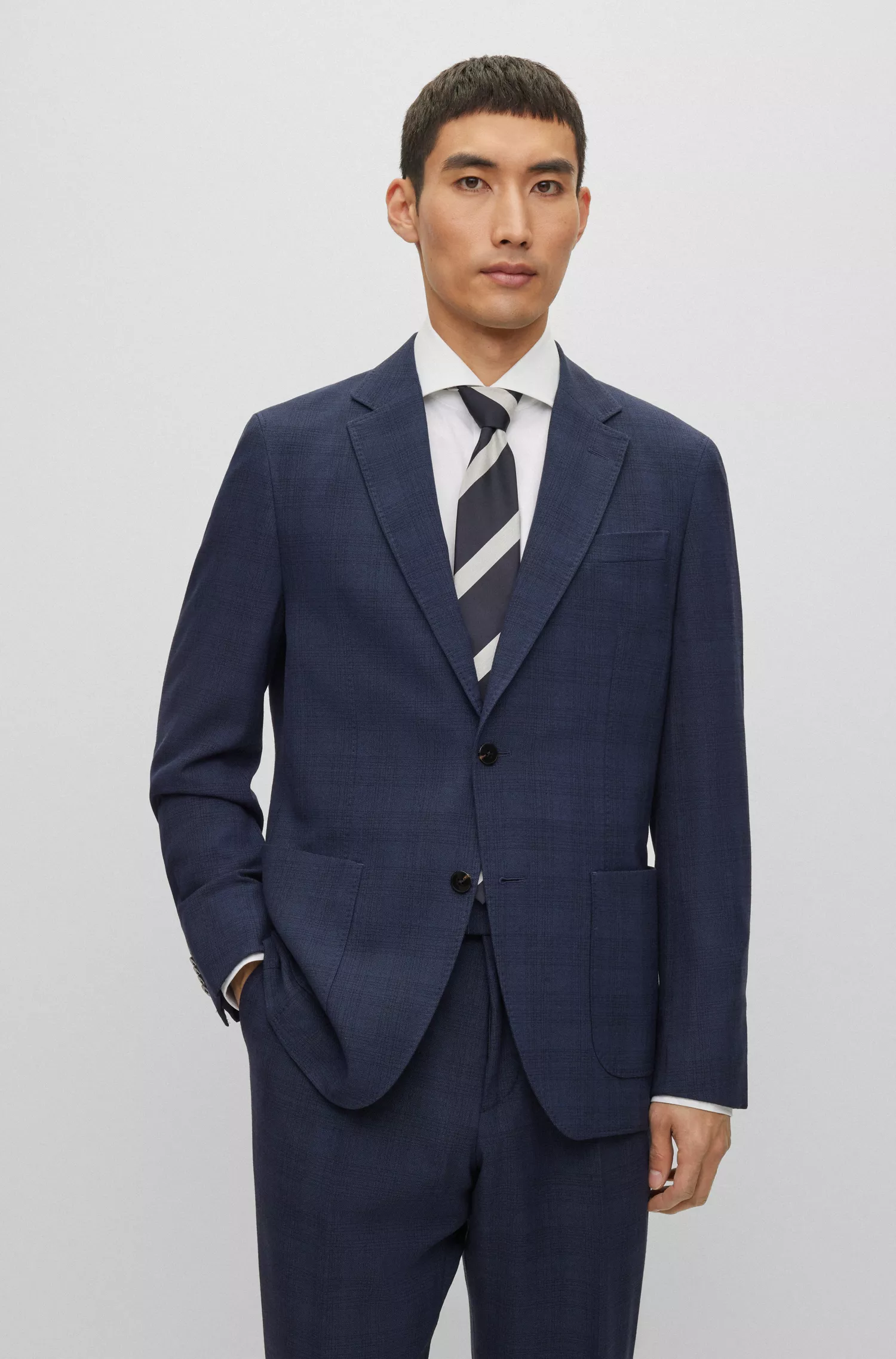Terno xadrez BOSS Camel Slim-fit em tecido elástico com detalhes em seda.