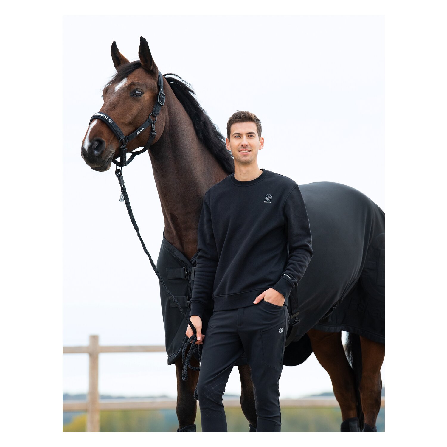 ESKADRON Dynamic Gamaschen Mesh  - black