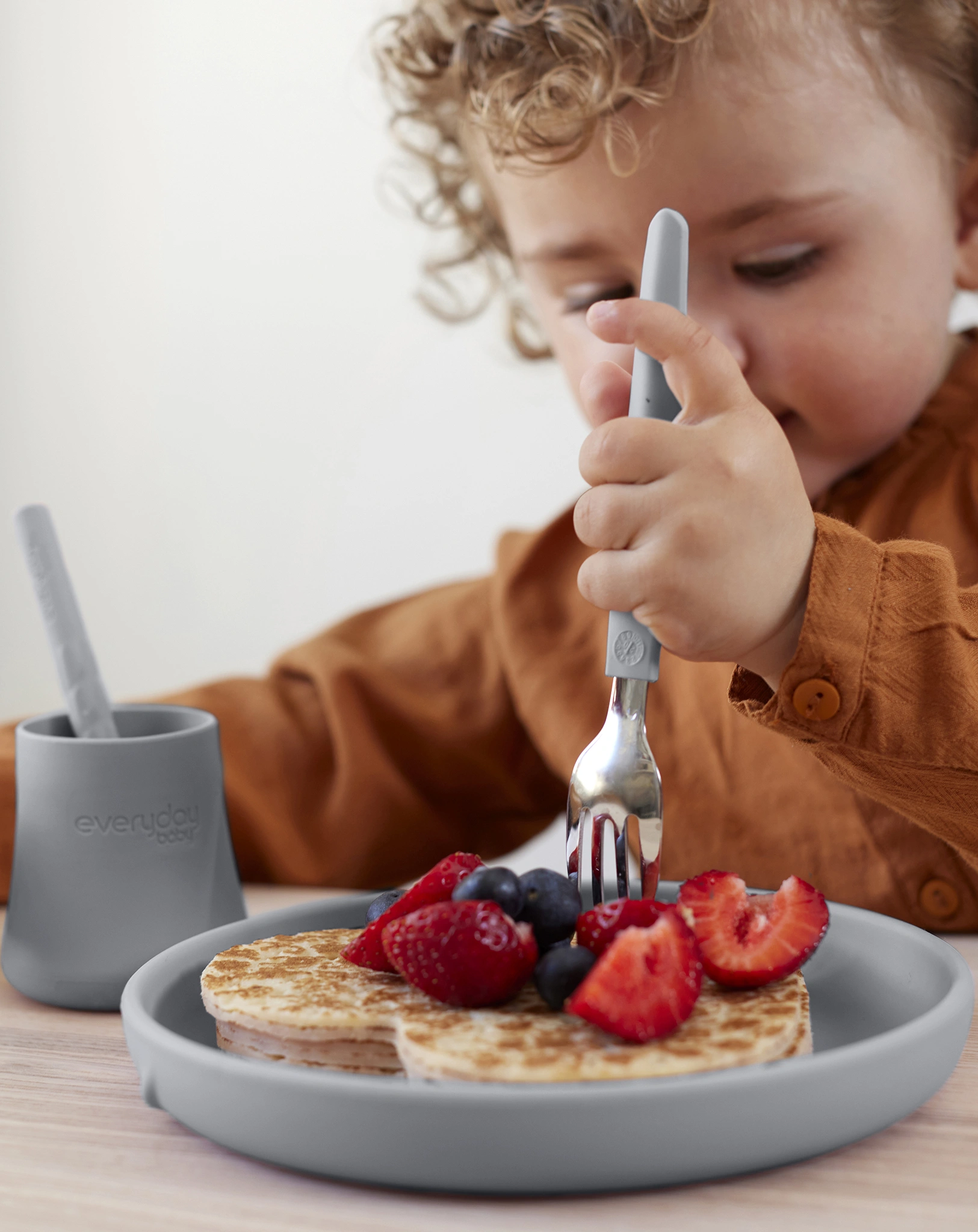 Silikon-Essteller EVERYDAY BABY - EAT & LEARN in grau