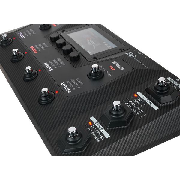 Zoom B6
