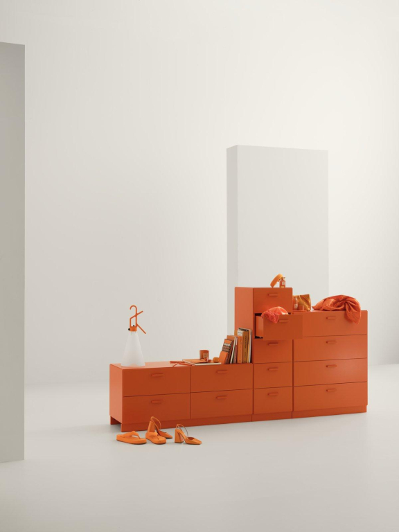 String Furniture Relief low ladekast 123x46,6 essen