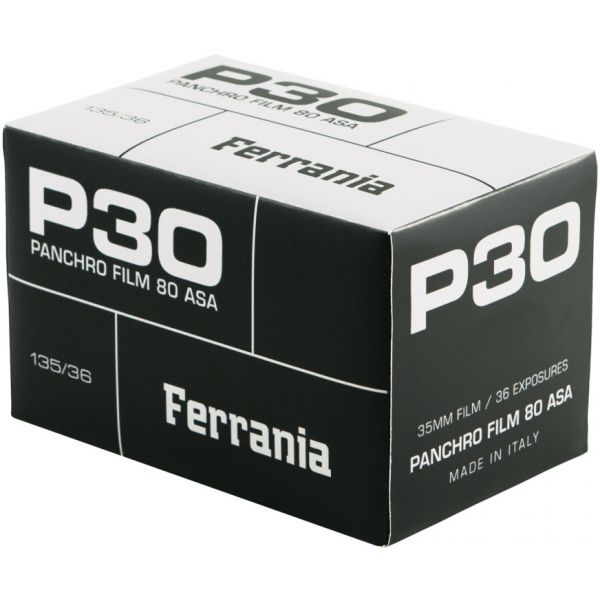 Ferrania P30 Panchro 135/80 Asa 36 Poses