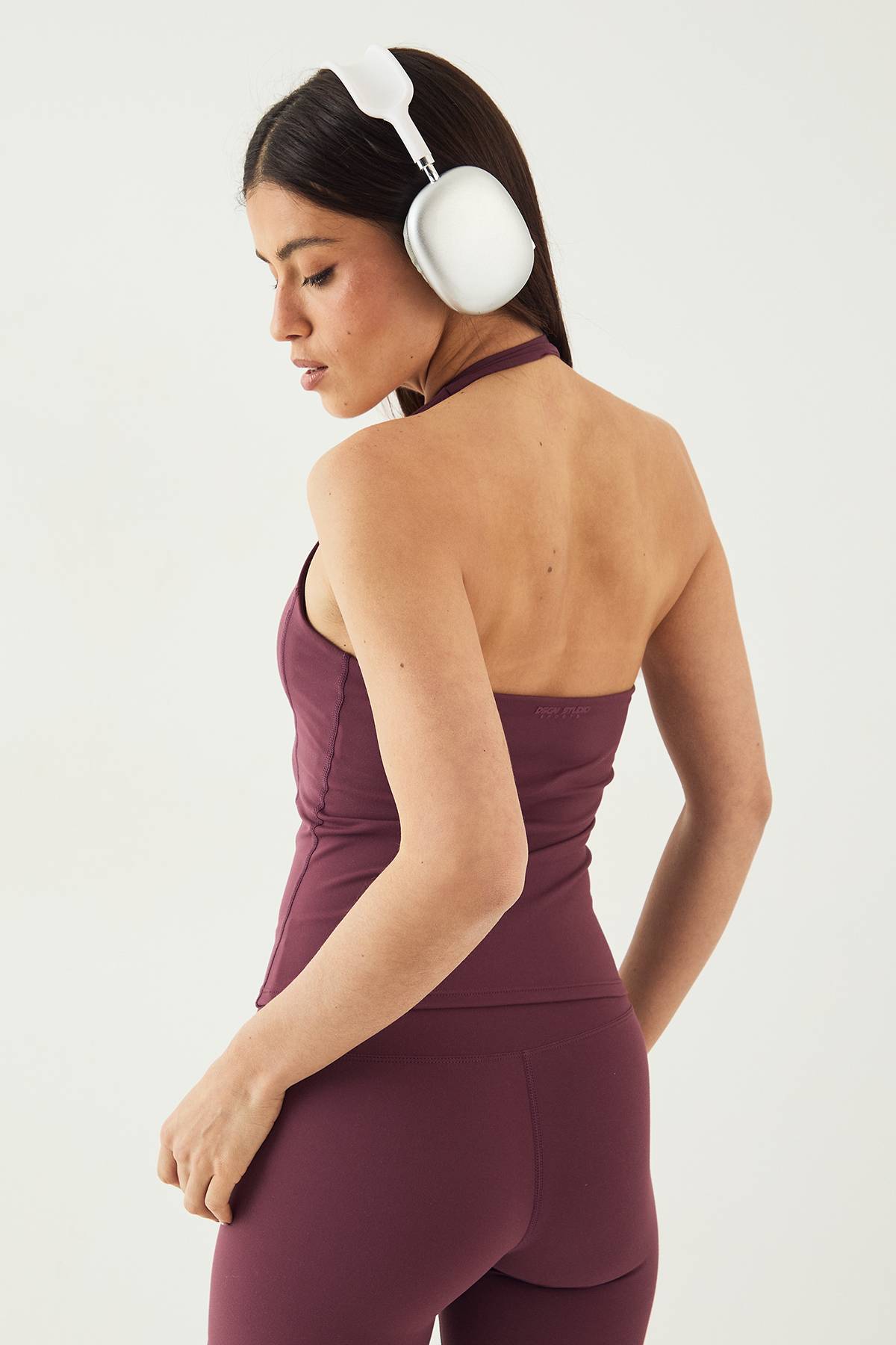 DSGN Studio Sports Haut Halter Rembourré Ultra Sculptant avec Détails de Coutures