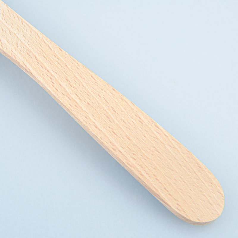 Spatule galbée